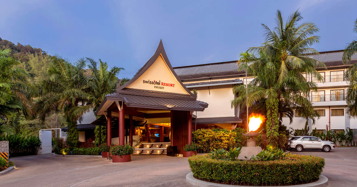 Een foto van de buitenkant van Radisson Resort & Suites Phuket