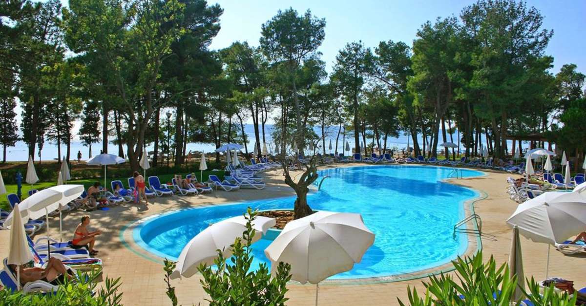 Ein Foto vom Pool im Aurora Plava Laguna