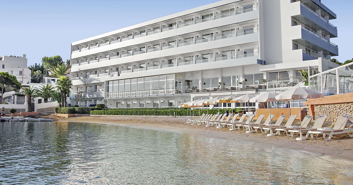 Ein Foto von der Außenansicht des Hotel Argos