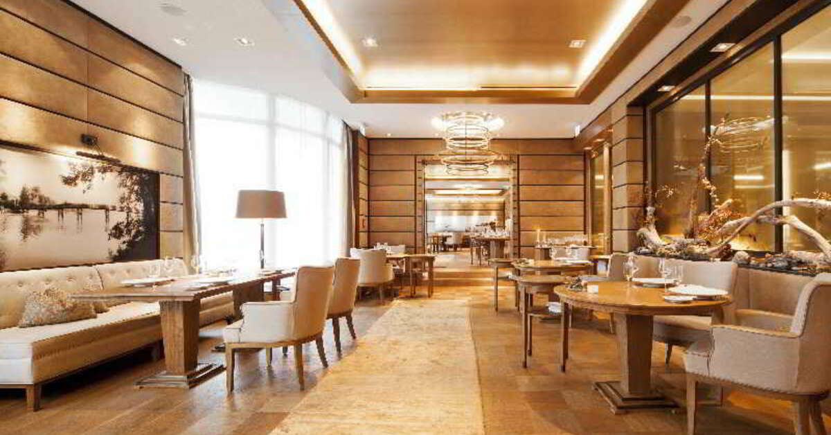 Een foto van het interieur van Althoff Seehotel Uberfahrt