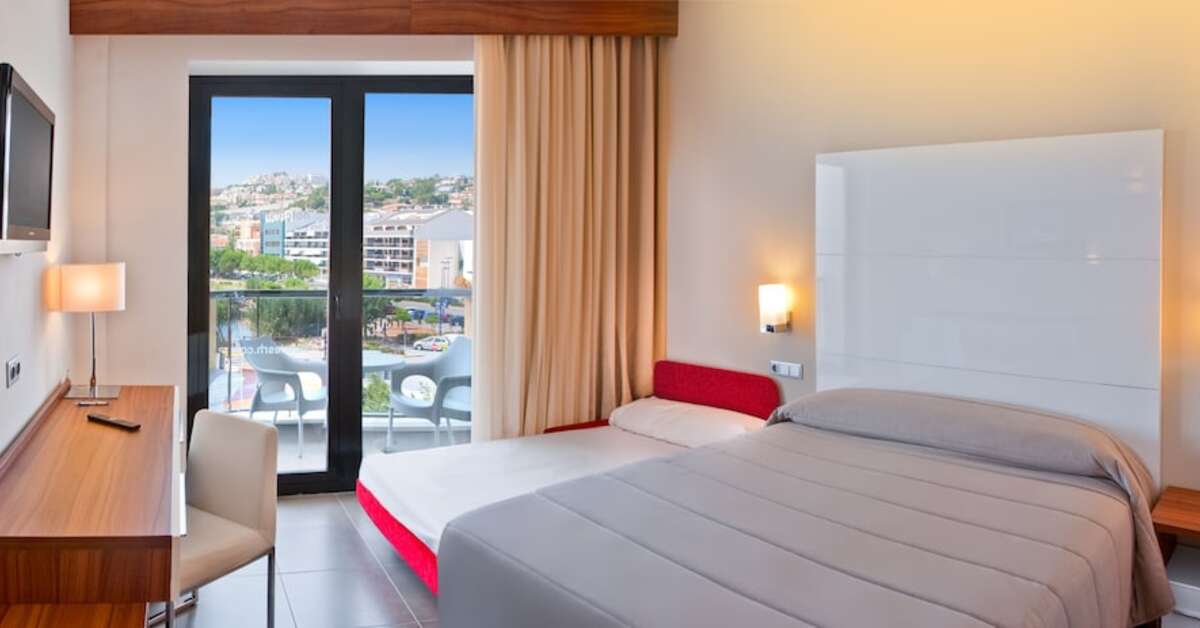 Een foto van RH Boutique Porto Cristo