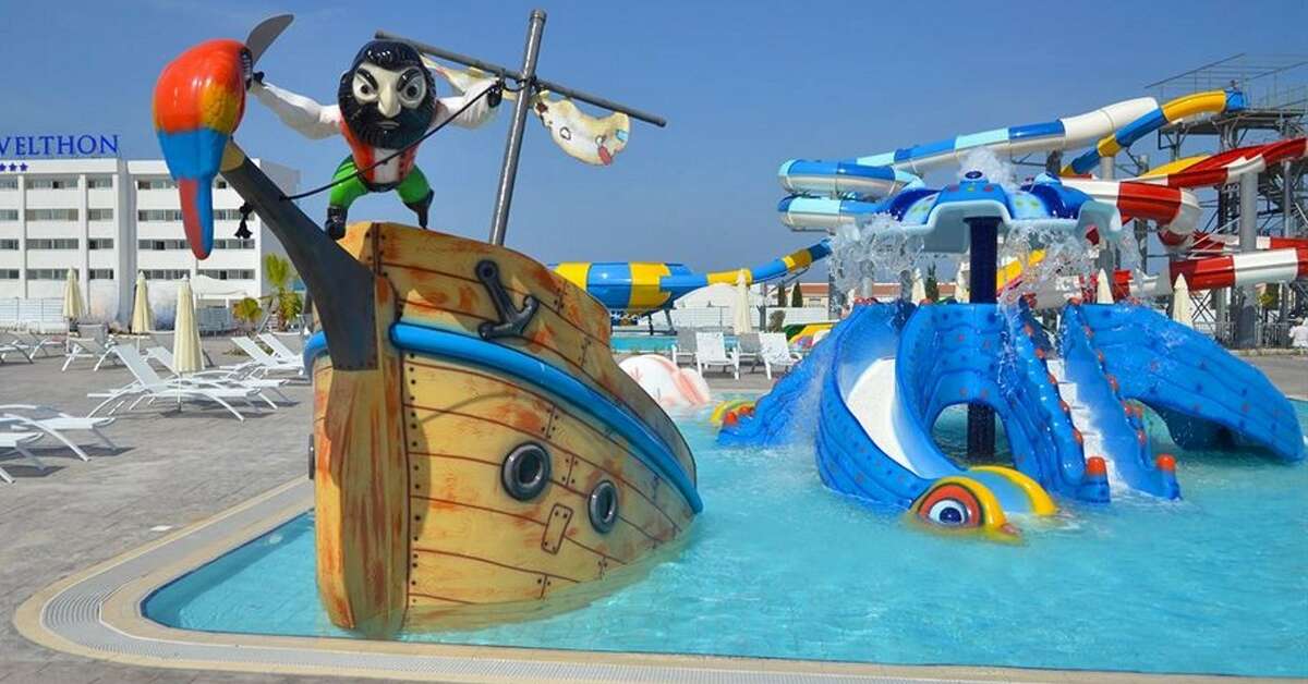 Een foto van The King Evelthon Beach Hotel & Resort