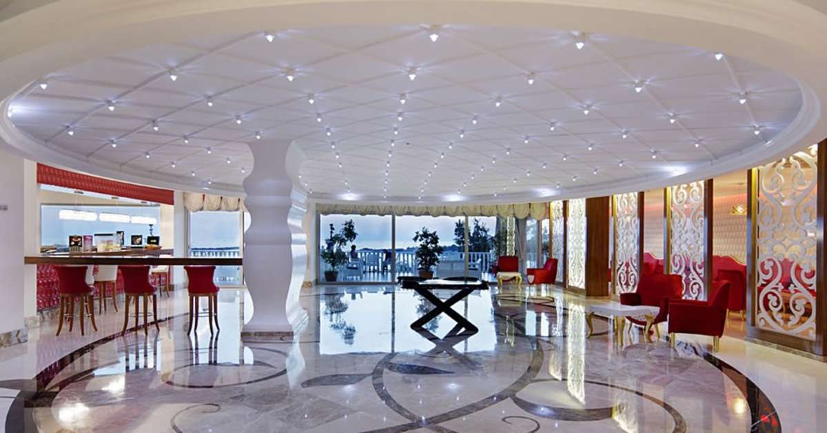 Een foto van het interieur van Hotel Justiniano Deluxe Resort