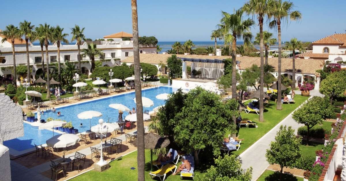Een foto van het zwembad bij Hotel Playa de la Luz