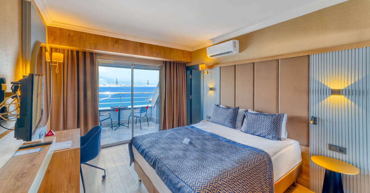 Ein Foto Numa Port Hotel