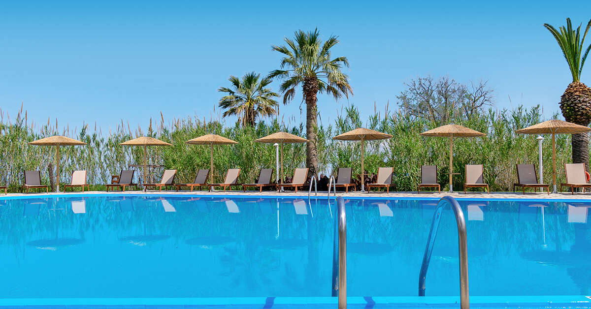 Een foto van het zwembad bij Hotel Ibiscus Corfu