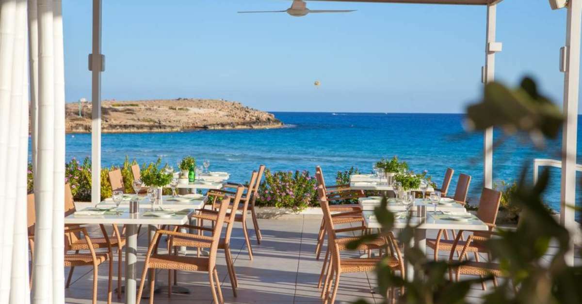 Een foto van de faciliteiten bij Nissi Beach Resort
