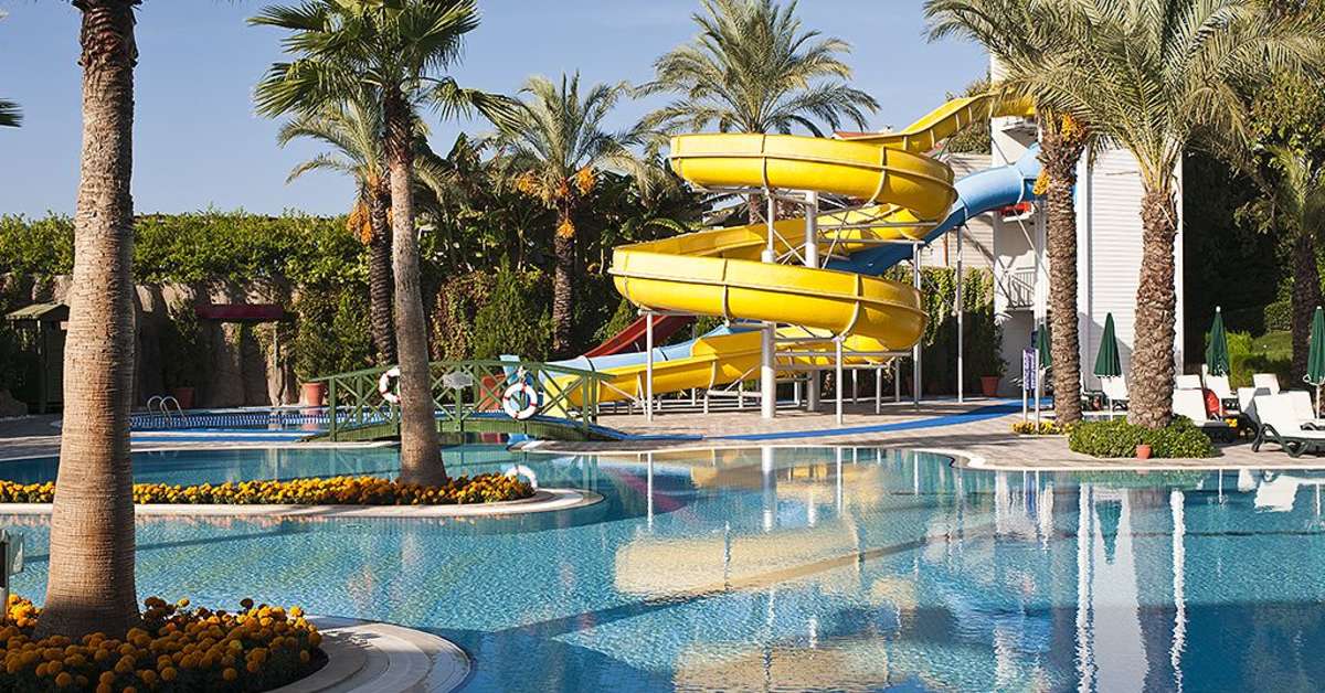 Een foto van het zwembad bij Dobedan Beach Resort Comfort