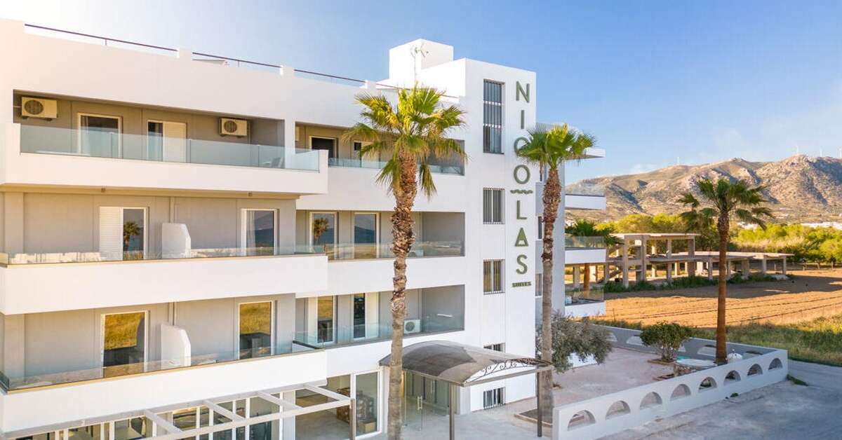 Een foto van de buitenkant van Nicolas Grand Suites