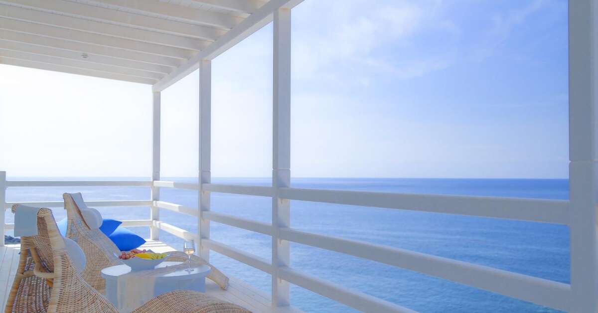 Een foto van het terras bij Notos Therme & Spa