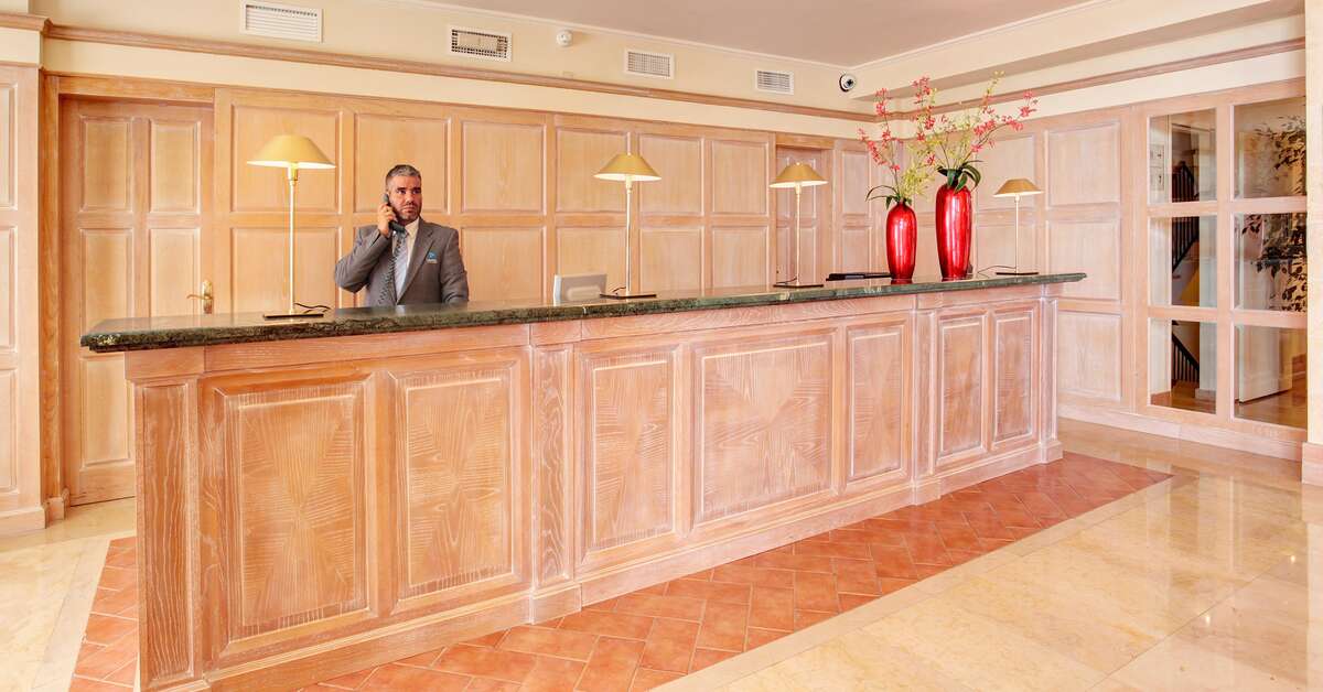 Ein Foto vom Innenbereich im Grupotel Macarella Suites & Spa