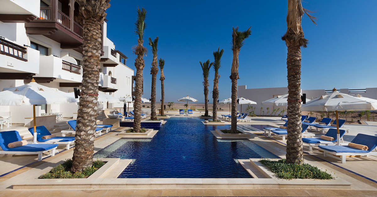 Een foto van het zwembad bij Ancient Sands Golf Resort & Residences