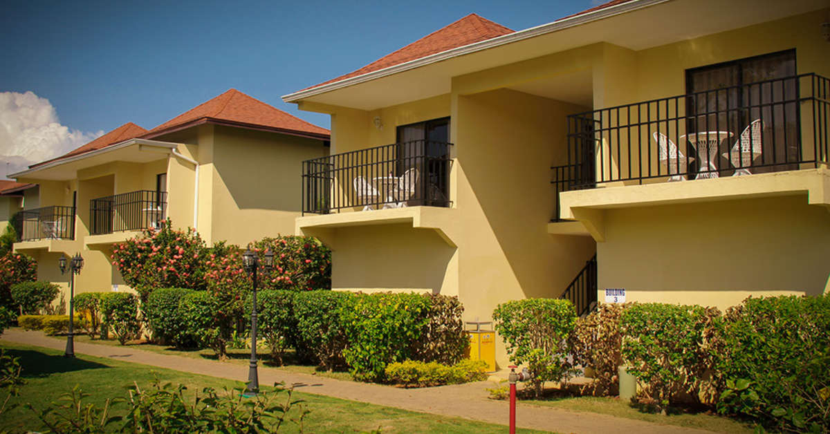 Een foto van de buitenkant van Rooms on the Beach Negril