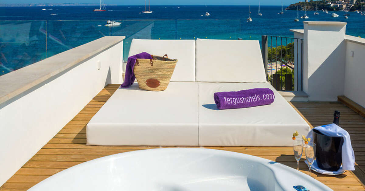 Ein Foto von der Terrasse im Fergus Style Palmanova