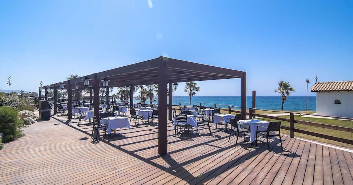 Een foto van het terras bij All Senses Nautica Blue Exclusive Resort