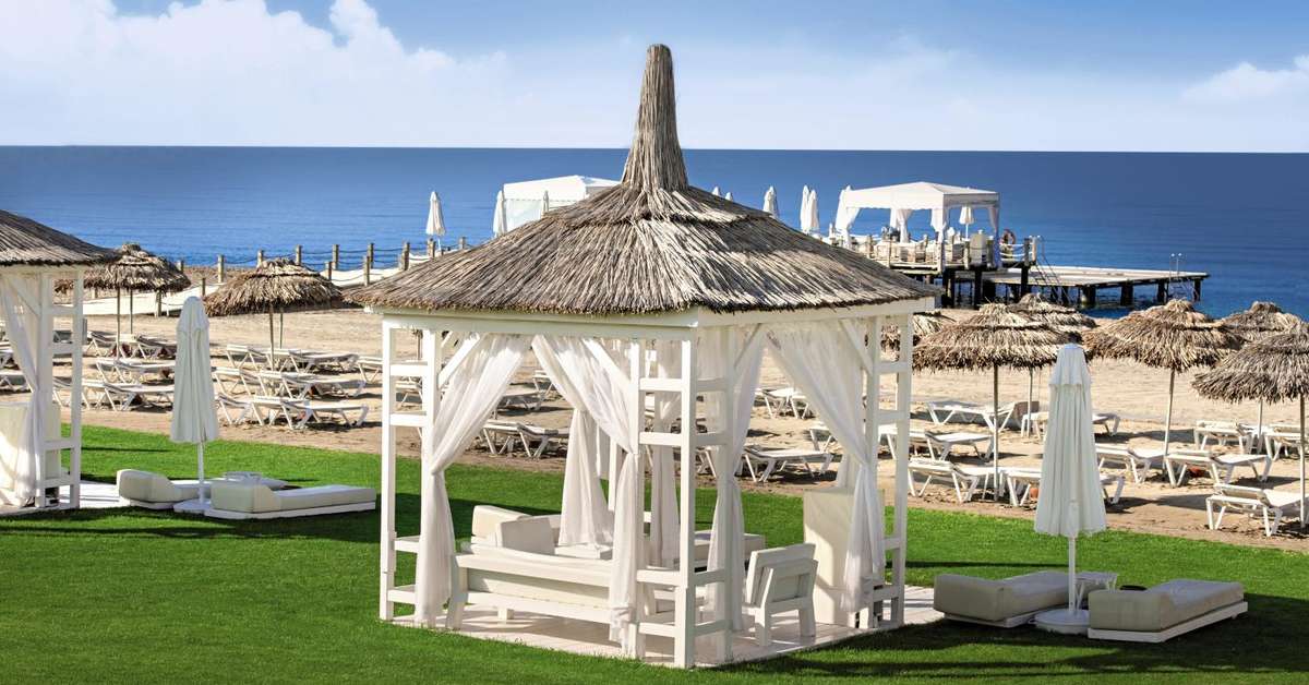 Een foto van het terras bij Voyage Belek Golf & Spa