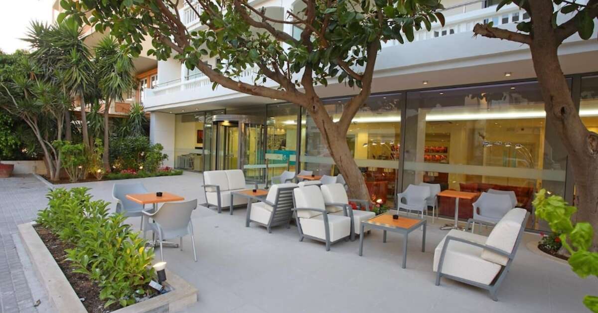 Ein Foto von der Terrasse im Olympic Palladium
