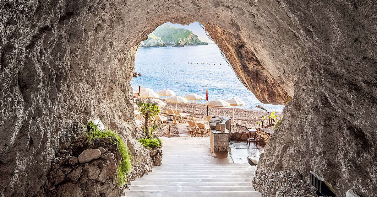 Een foto van het strand bij Unahotels Capotaormina