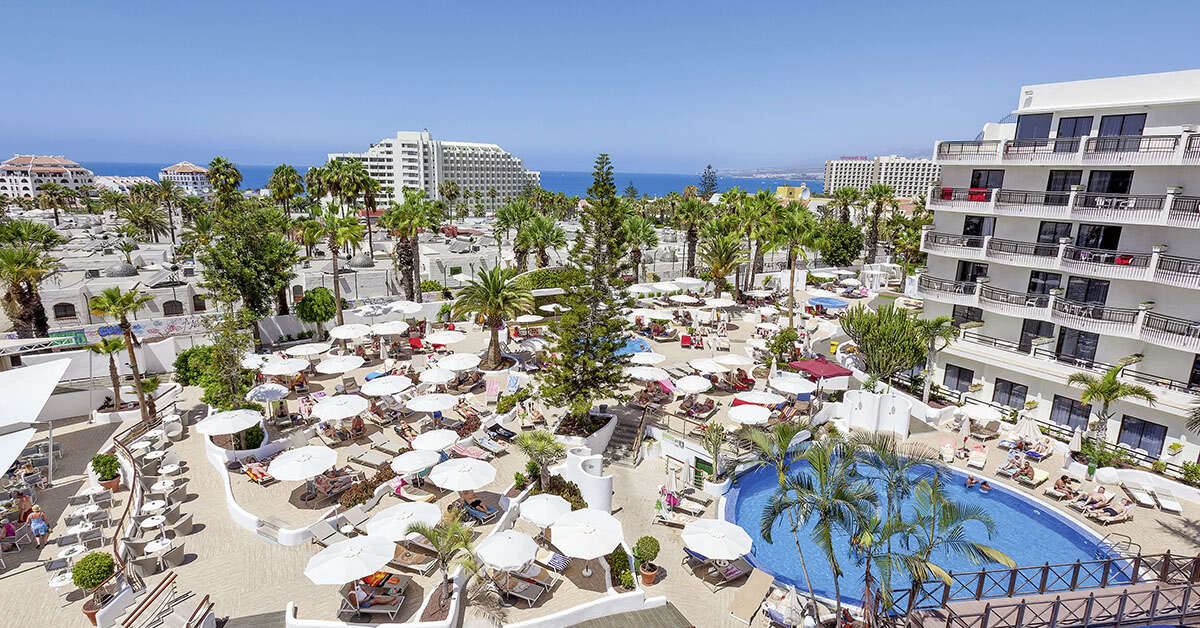 Een foto van het zwembad bij Hotel Tigotan Lovers & Friends