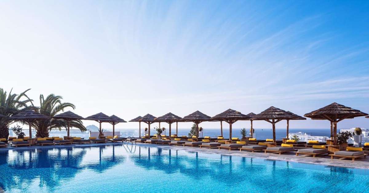 Een foto van het zwembad bij Myconian Ambassador - Relais & Chateaux