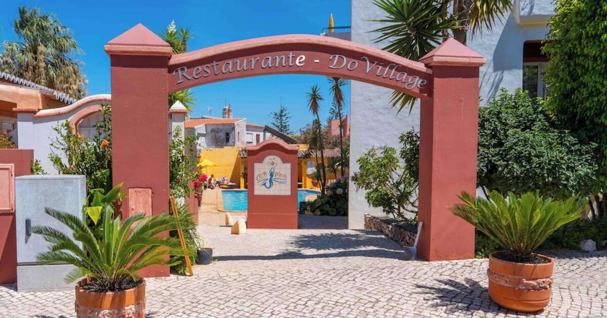 Ein Foto Costa d'Oiro Ambiance Village
