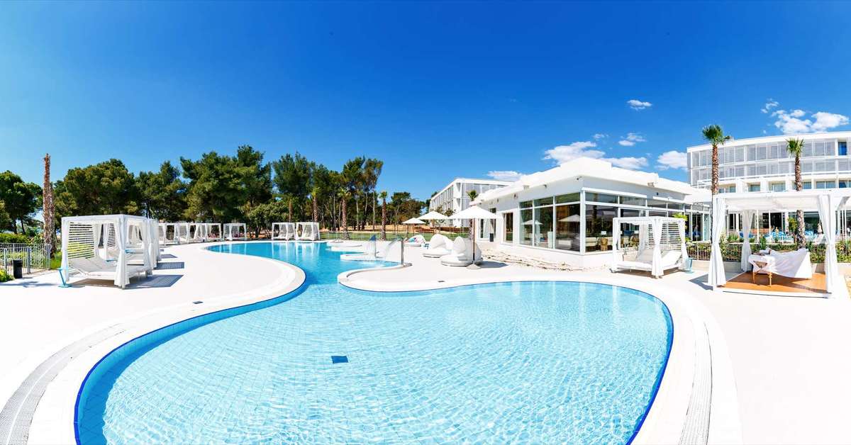Een foto van het zwembad bij Amadria Park Hotel Jure