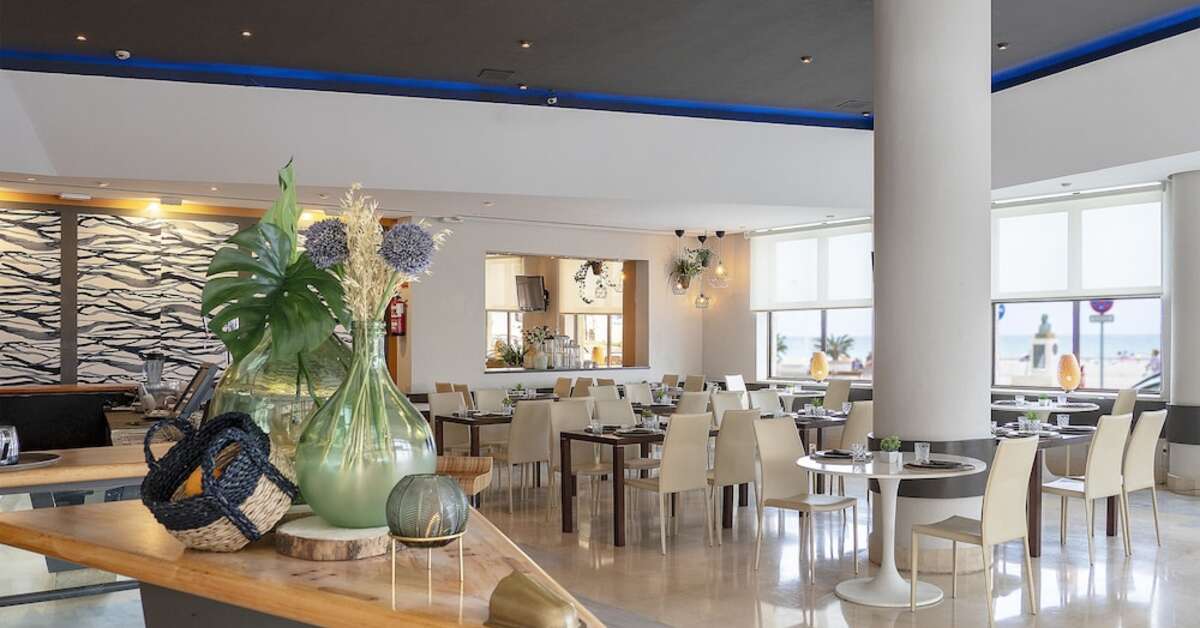 Een foto van het interieur van Hotel Cadiz Paseo del Mar