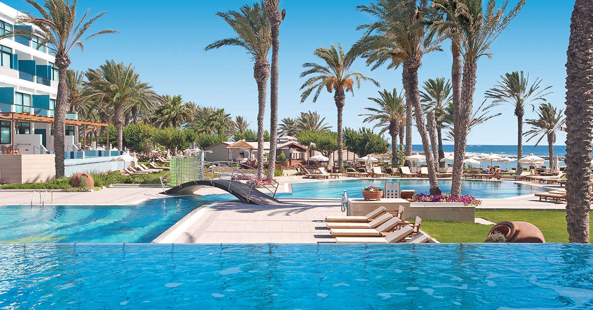 Een foto van een overzicht van Constantinou Bros Asimina Suites Hotel