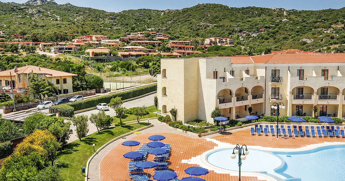 Een foto van het zwembad bij Blu Hotel Morisco Village