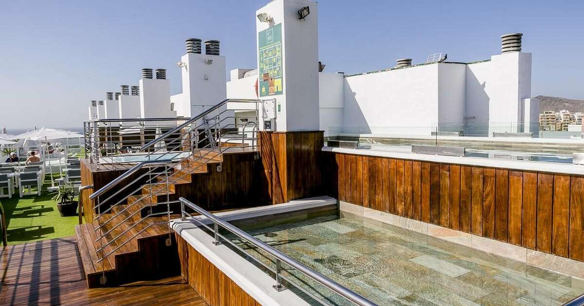 Een foto van het terras bij Exe Las Palmas