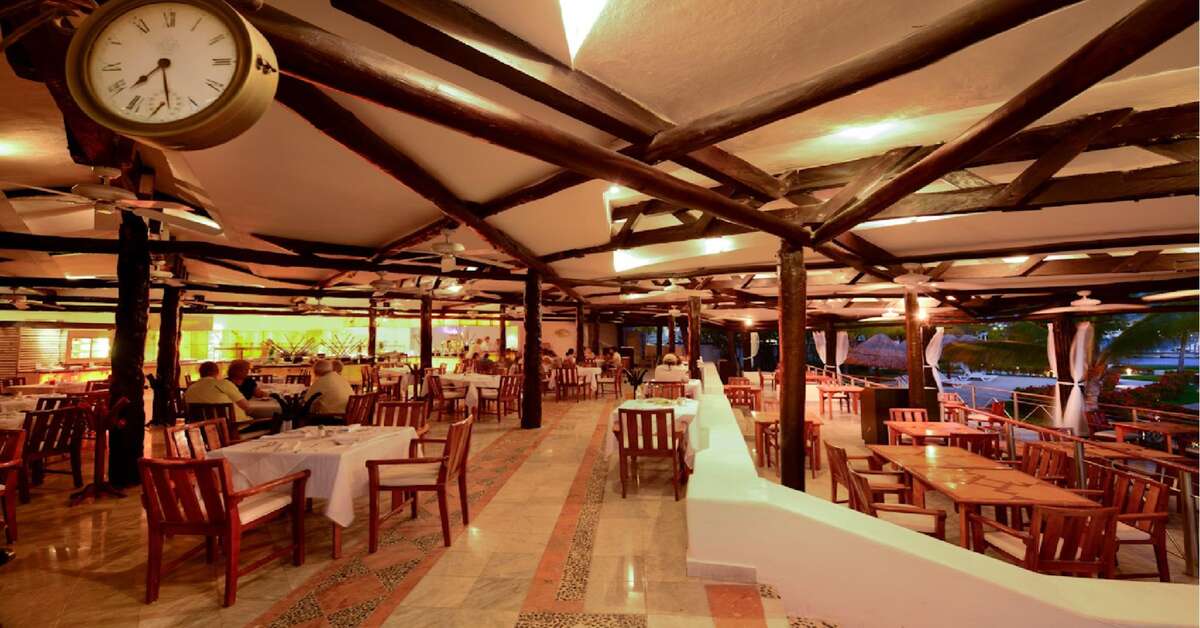 Ein Foto von den Einrichtungen im Sunset Marina Resort & Yacht Club
