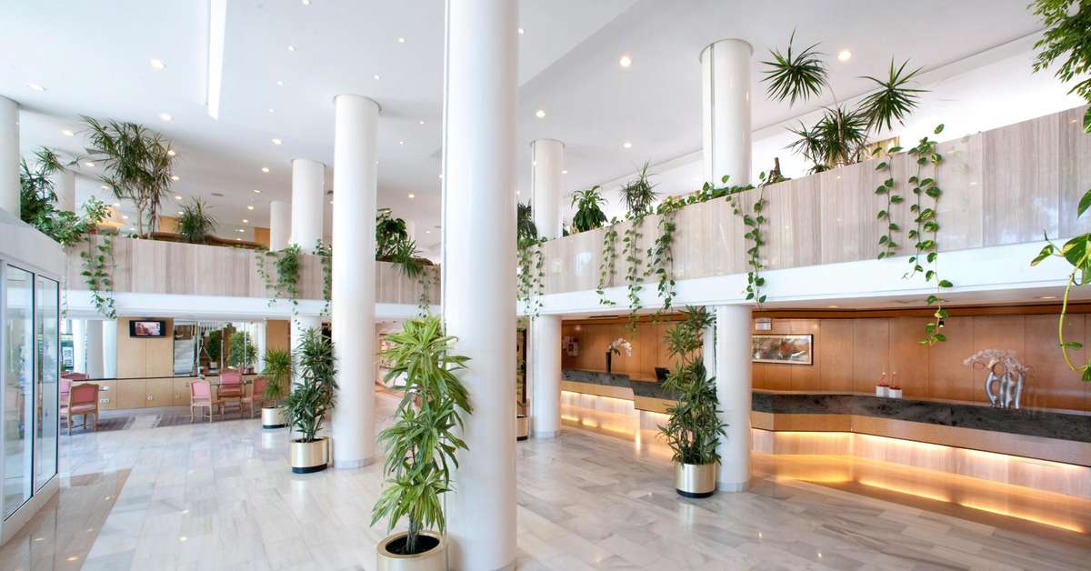 Een foto van het interieur van Grupotel Gran Vista & Spa