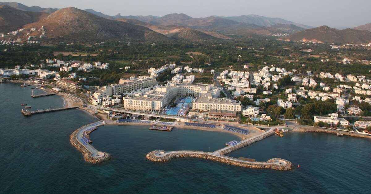 Een foto van de buitenkant van La Blanche Resort & Spa