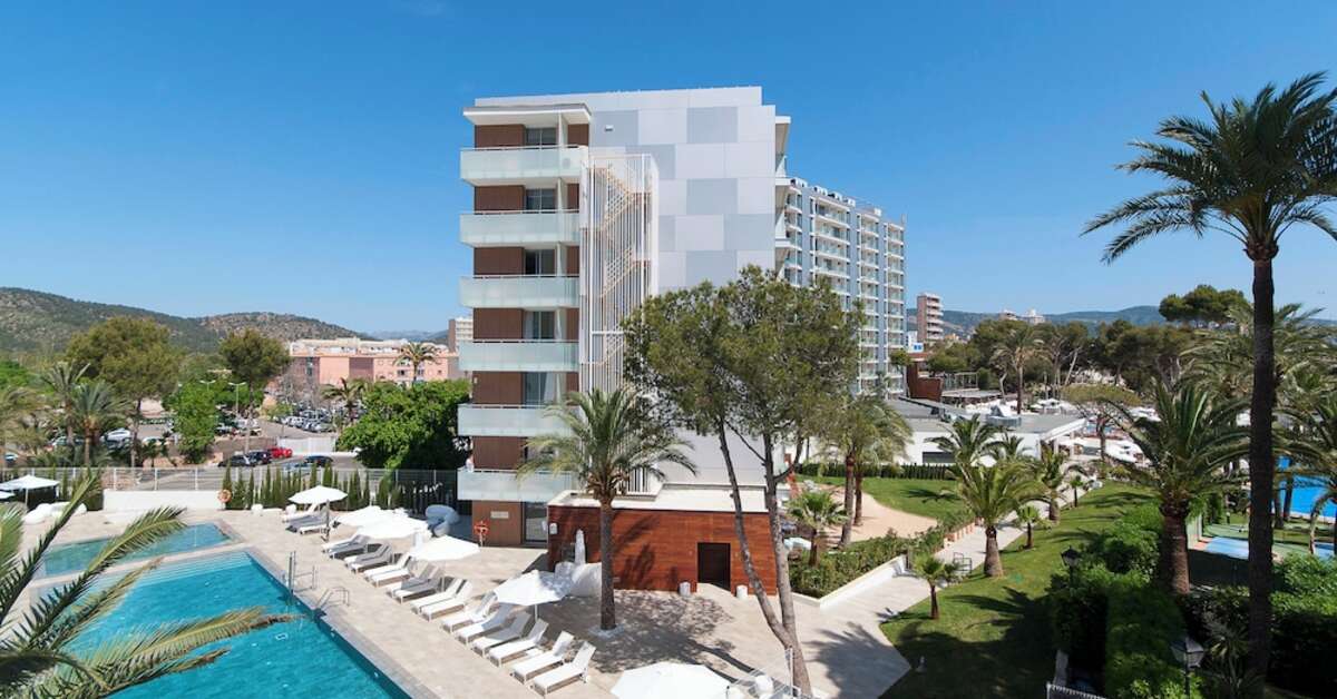 Een foto van de buitenkant van Melia South Beach