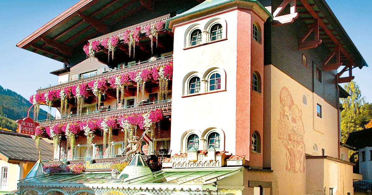Een foto van een overzicht van Hotel Bauer