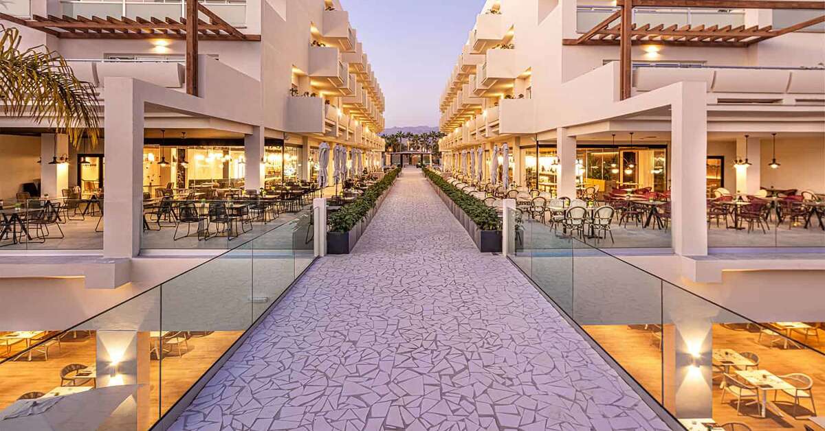 Een foto van de buitenkant van Maspalomas Princess