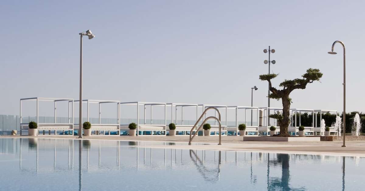 Een foto van het zwembad bij Hydros Hotel & Spa