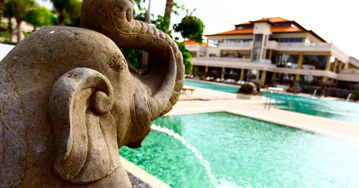 Een foto van het zwembad bij Regency Country Club Appartementen & Suites