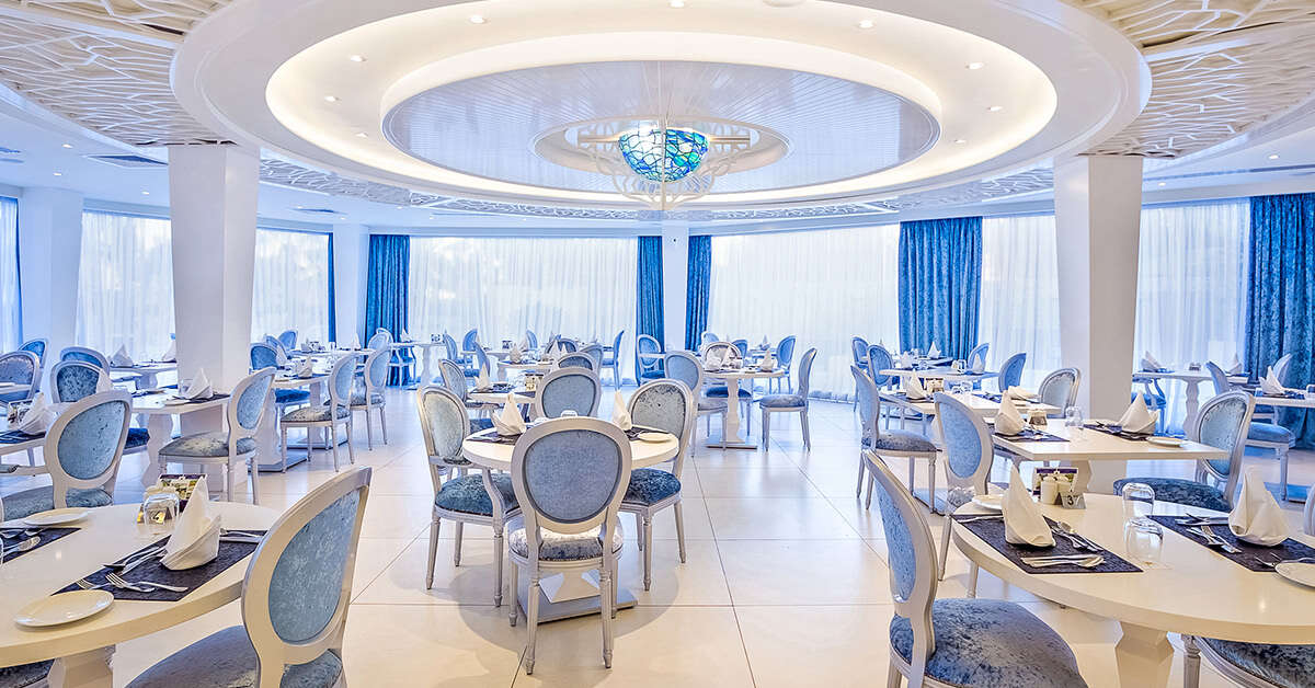 Een foto van Adams Beach Hotel Deluxe Wing
