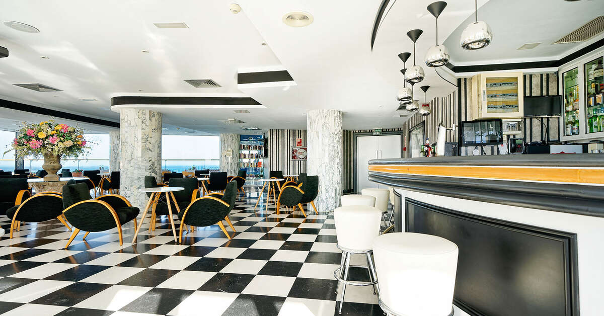 Ein Foto Bull Hotel Reina Isabel & Spa