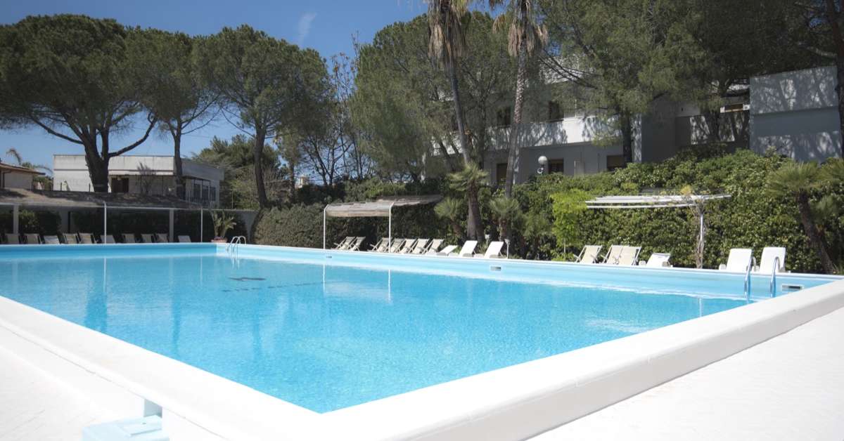 Een foto van het zwembad bij Hotel Riva del Sole