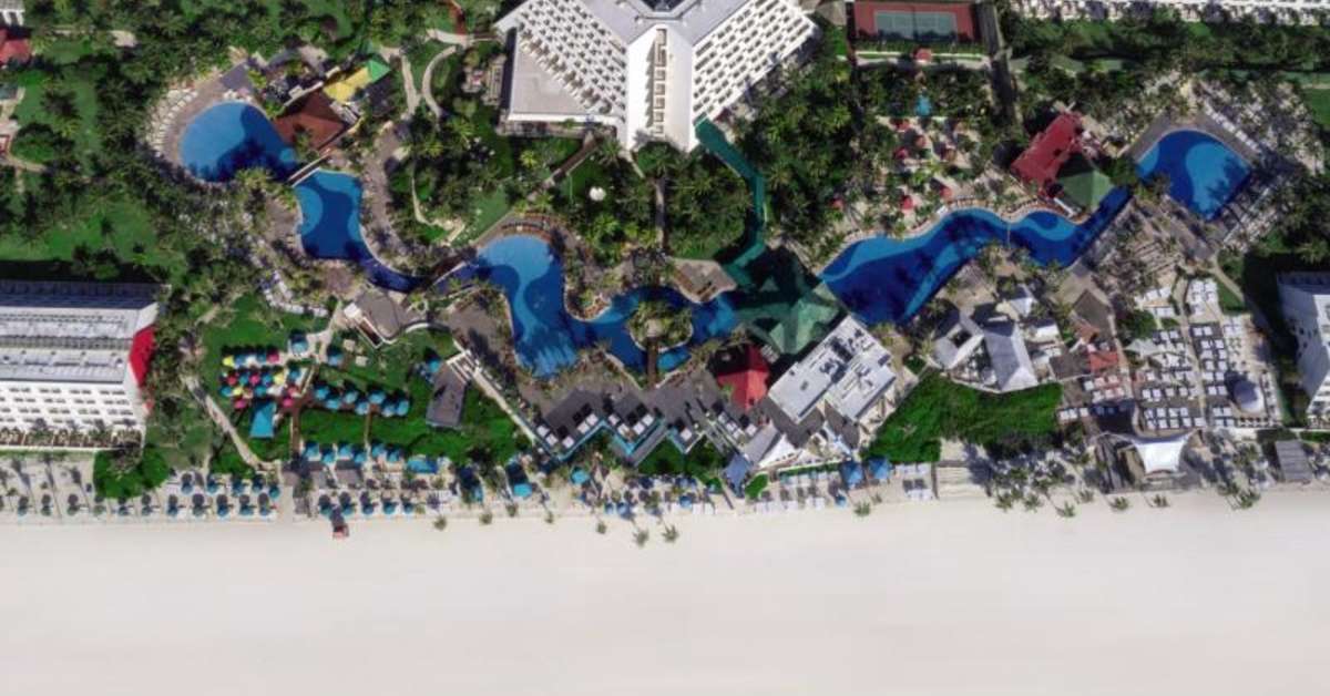 Een foto van The Pyramid At Grand Oasis