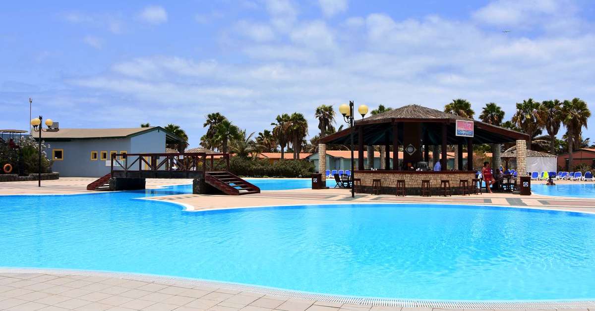 Een foto van het zwembad bij VOI Vila Do Farol Resort