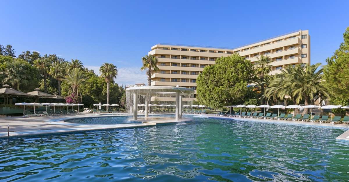 Een foto van het zwembad bij Özkaymak Incekum Hotel