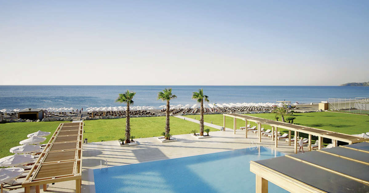 Een foto van het zwembad bij Mitsis Alila Exclusive Resort & Spa