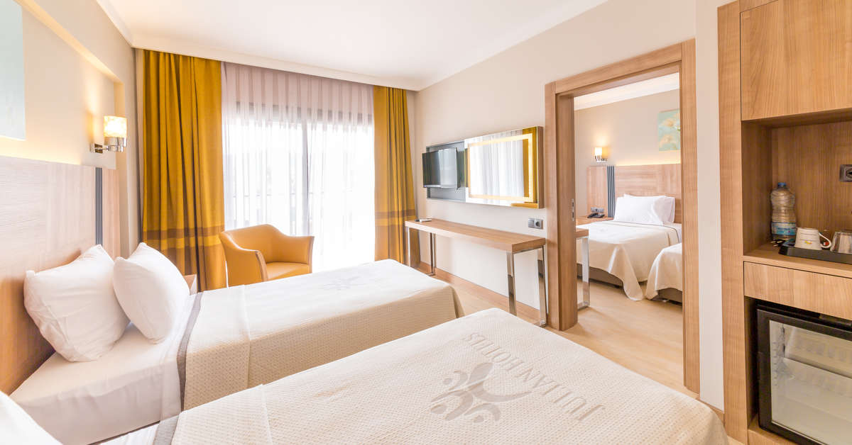 Een foto van Ada Julian Marmaris