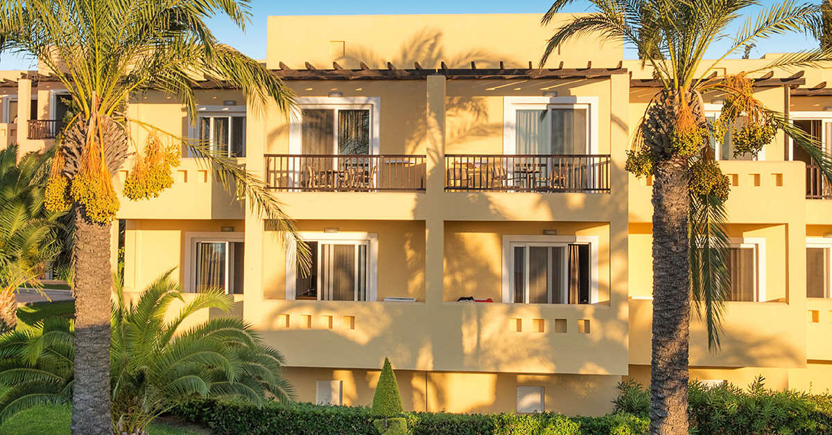 Een foto van de buitenkant van Horizon Beach Resort