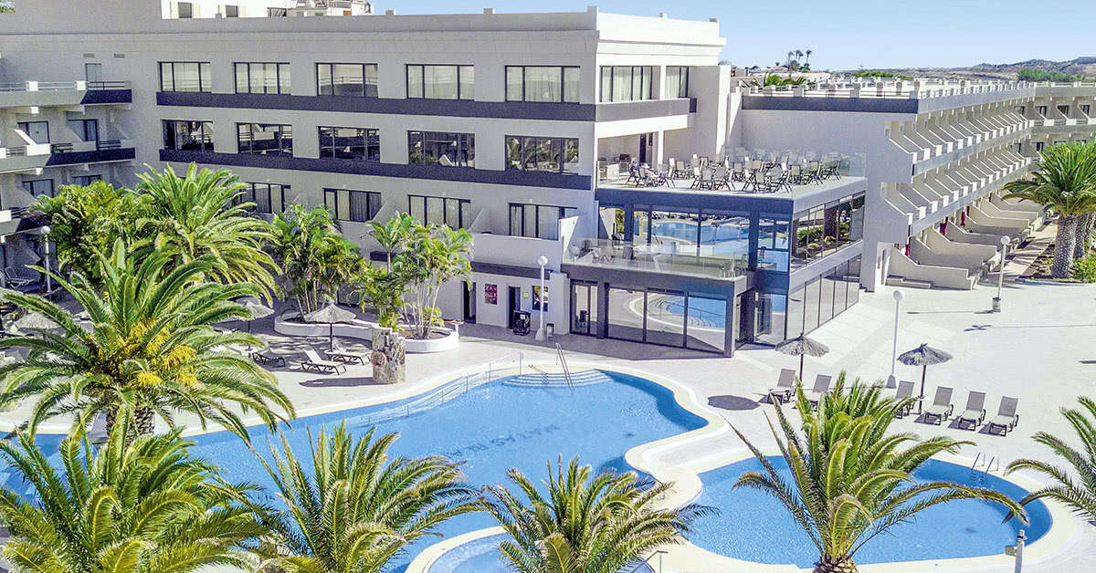 Een foto van het zwembad bij Hotel Kn Matas Blancas
