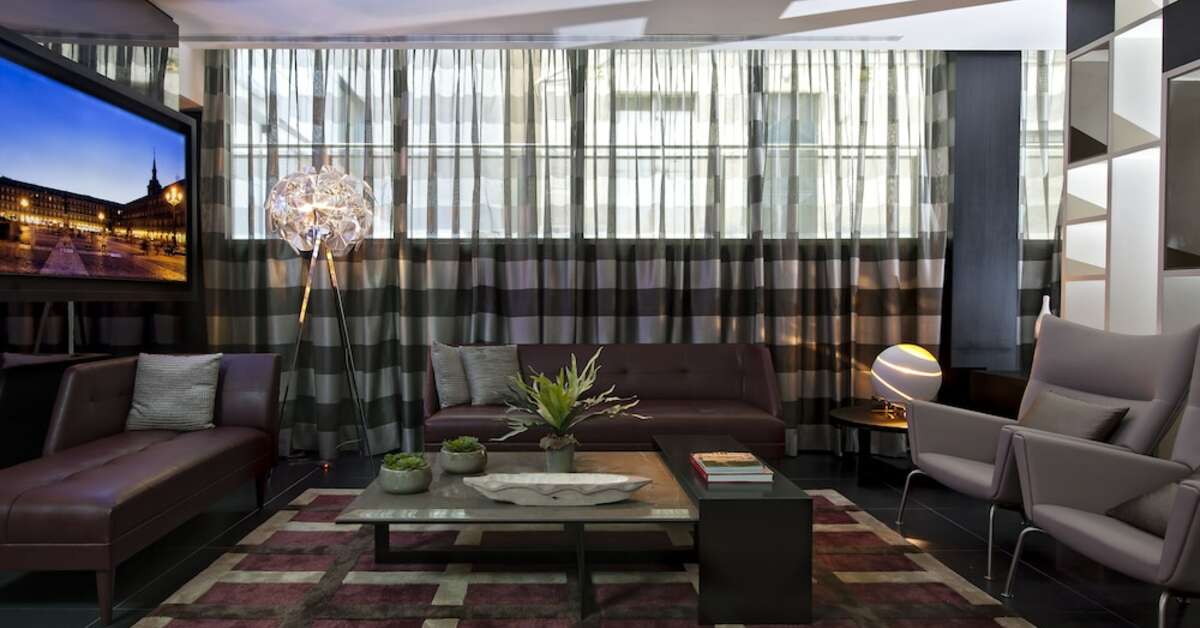 Een foto van het interieur van Eurostars Plaza Mayor