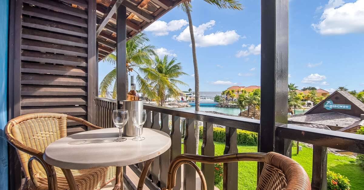 Een foto van LionsDive Beach Resort